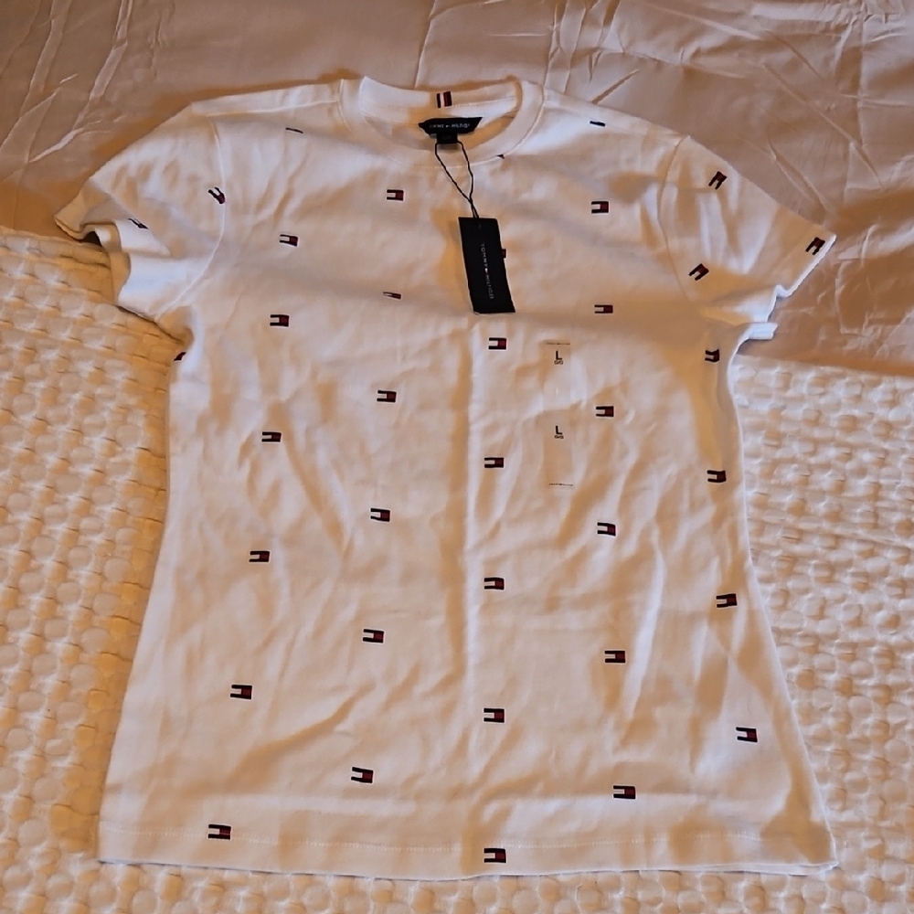 Tommy Hilfiger White Tee with Logo Accents